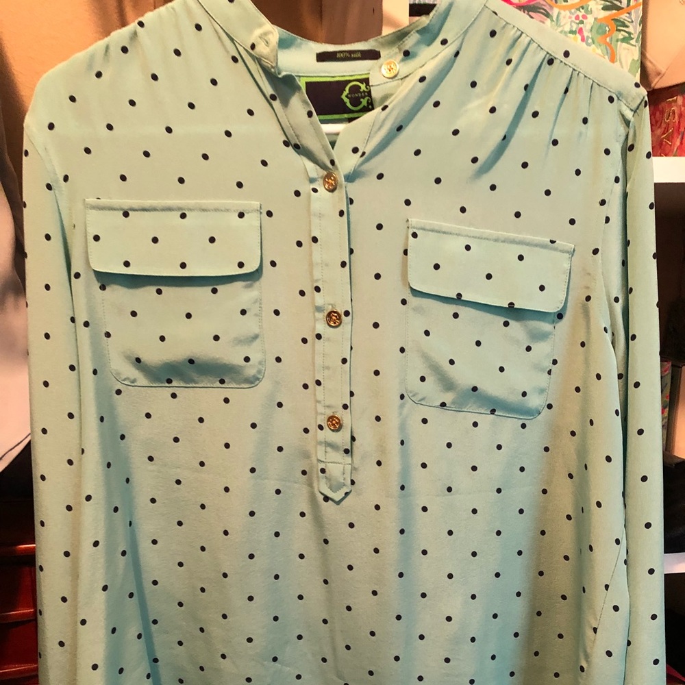 C Wonder Silk top Size M.